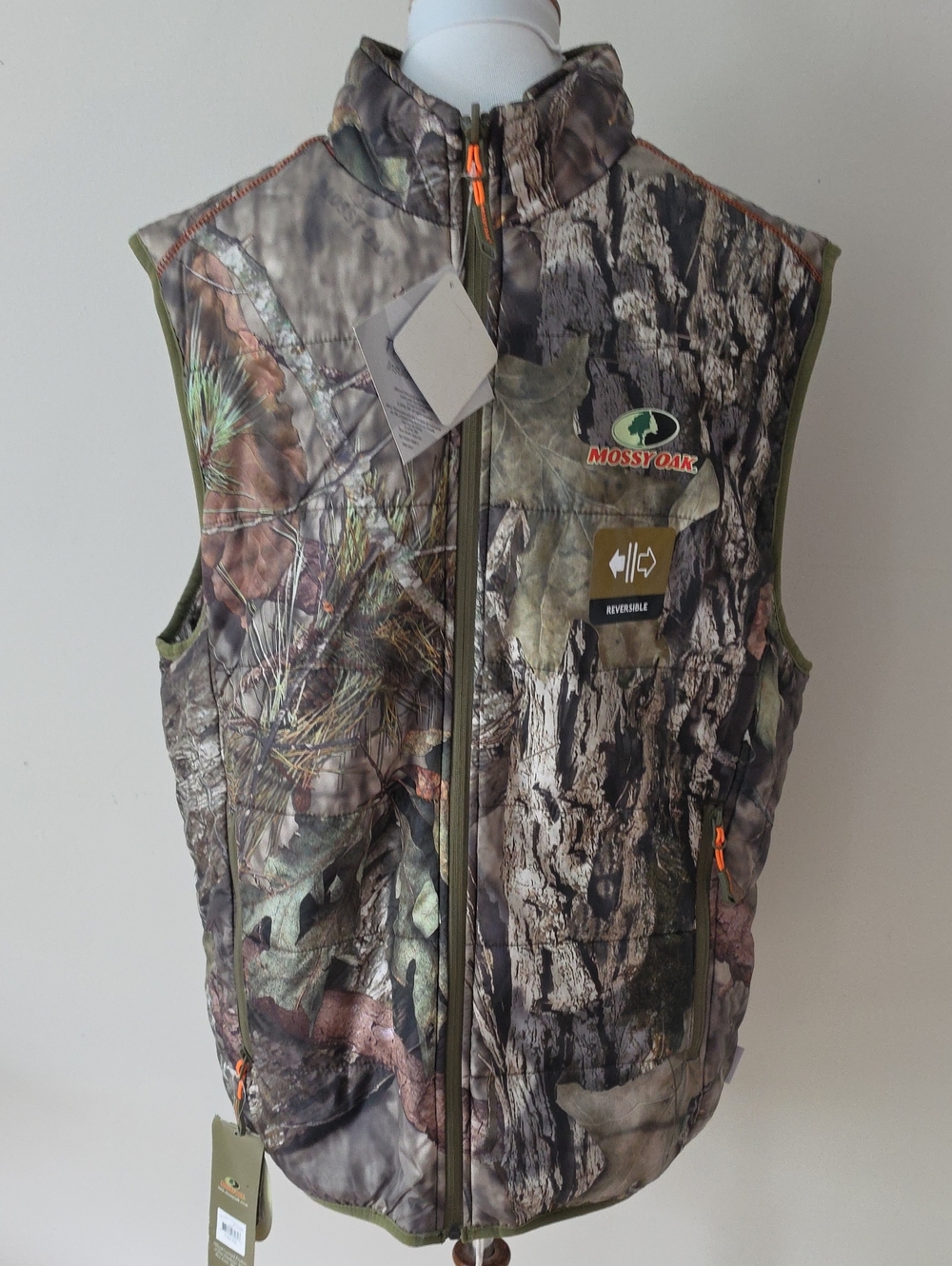 Mossy Oak Reversible Water Resistant Brand New Vest